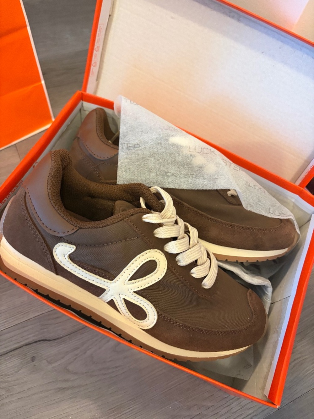 Fall sneakers